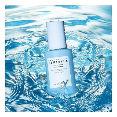 SKIN1004 Madagascar Centella Hyalu-Cica Blue öregedésgátló és hidratáló szérum 50ml  8809576260717