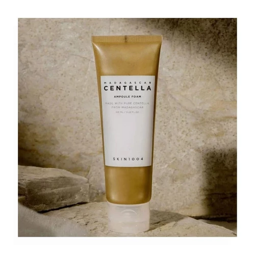 SKIN1004 Madagascar Centella nyugtató arctisztító hab 125ml 8809576261127