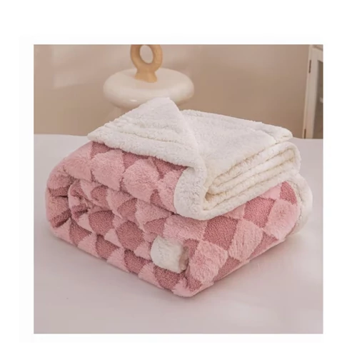 Sherpa pléd rózsaszín–fehér rombusz mintával 200×220 cm ZF-P200